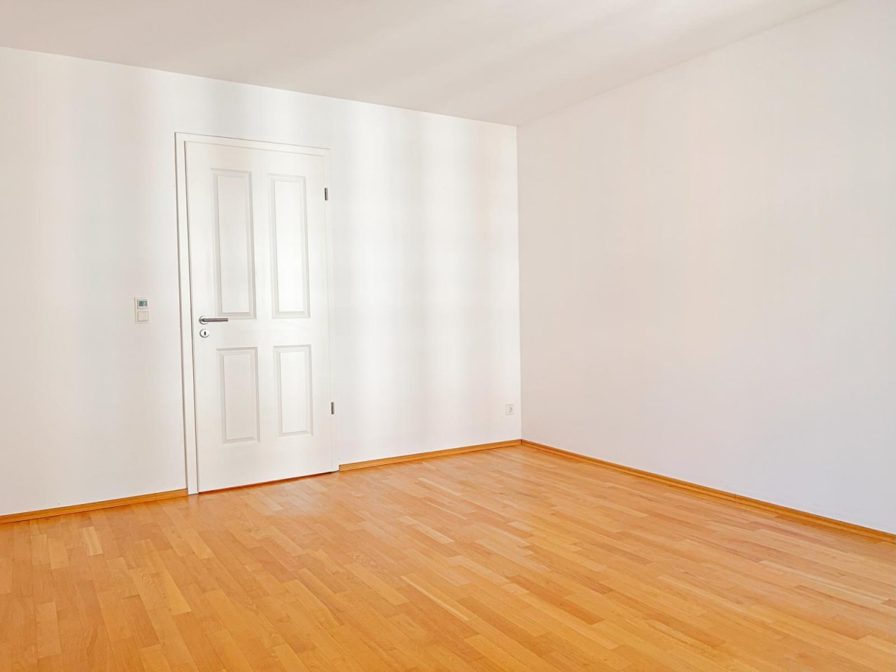 Schlaf- / Arbeitszimmer 1
