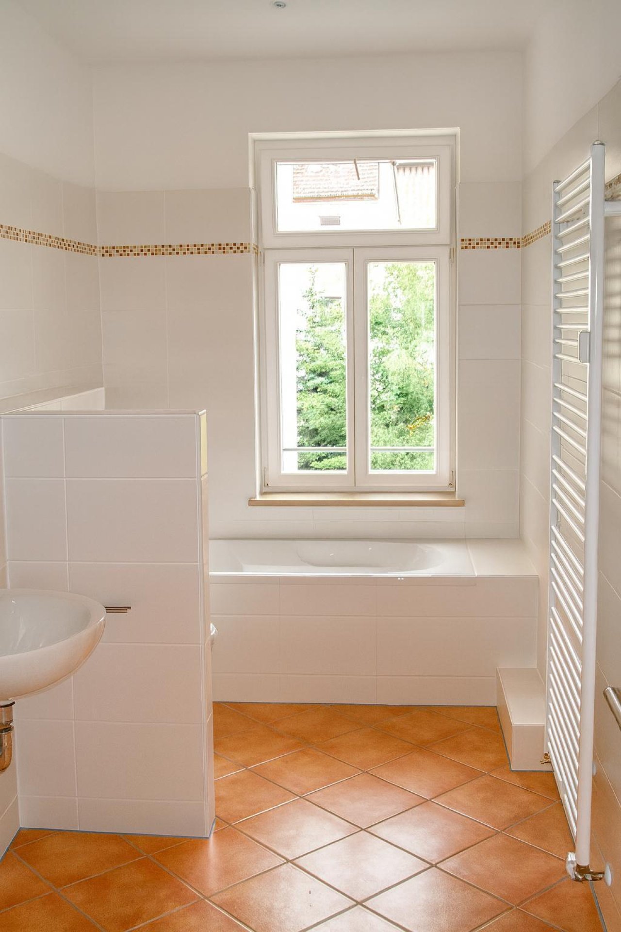 Bad (Wanne) Bad (Wanne)