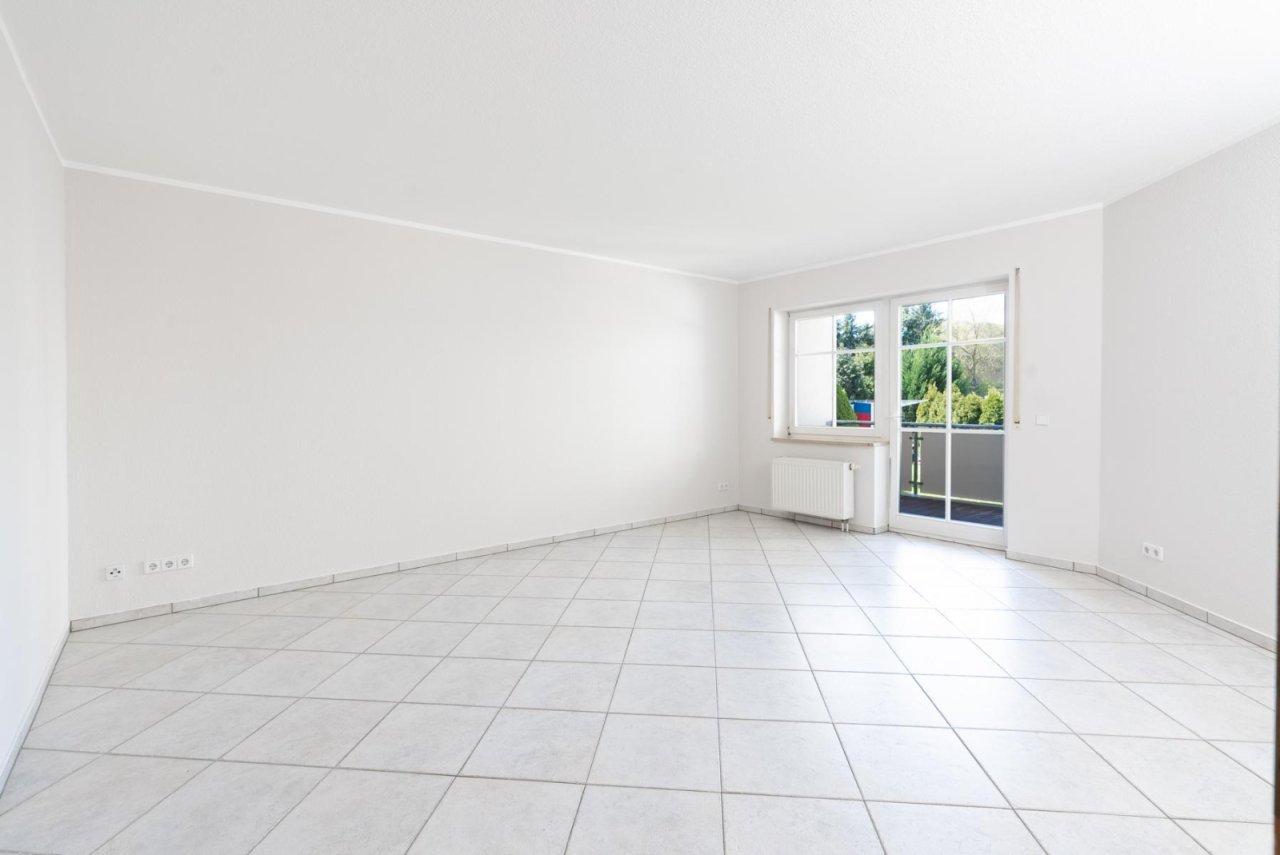Wohnzimmer (oben) Wohnzimmer (oben)