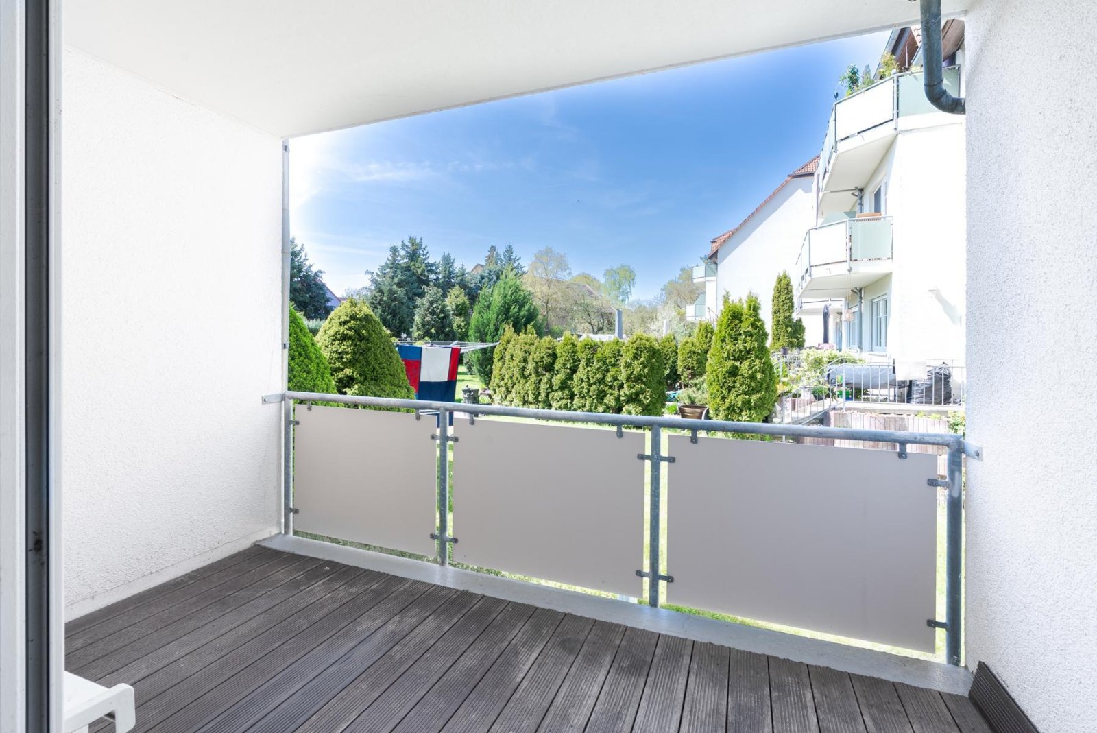 Balkon (Wohnzimmer oben) Balkon (Wohnzimmer oben)