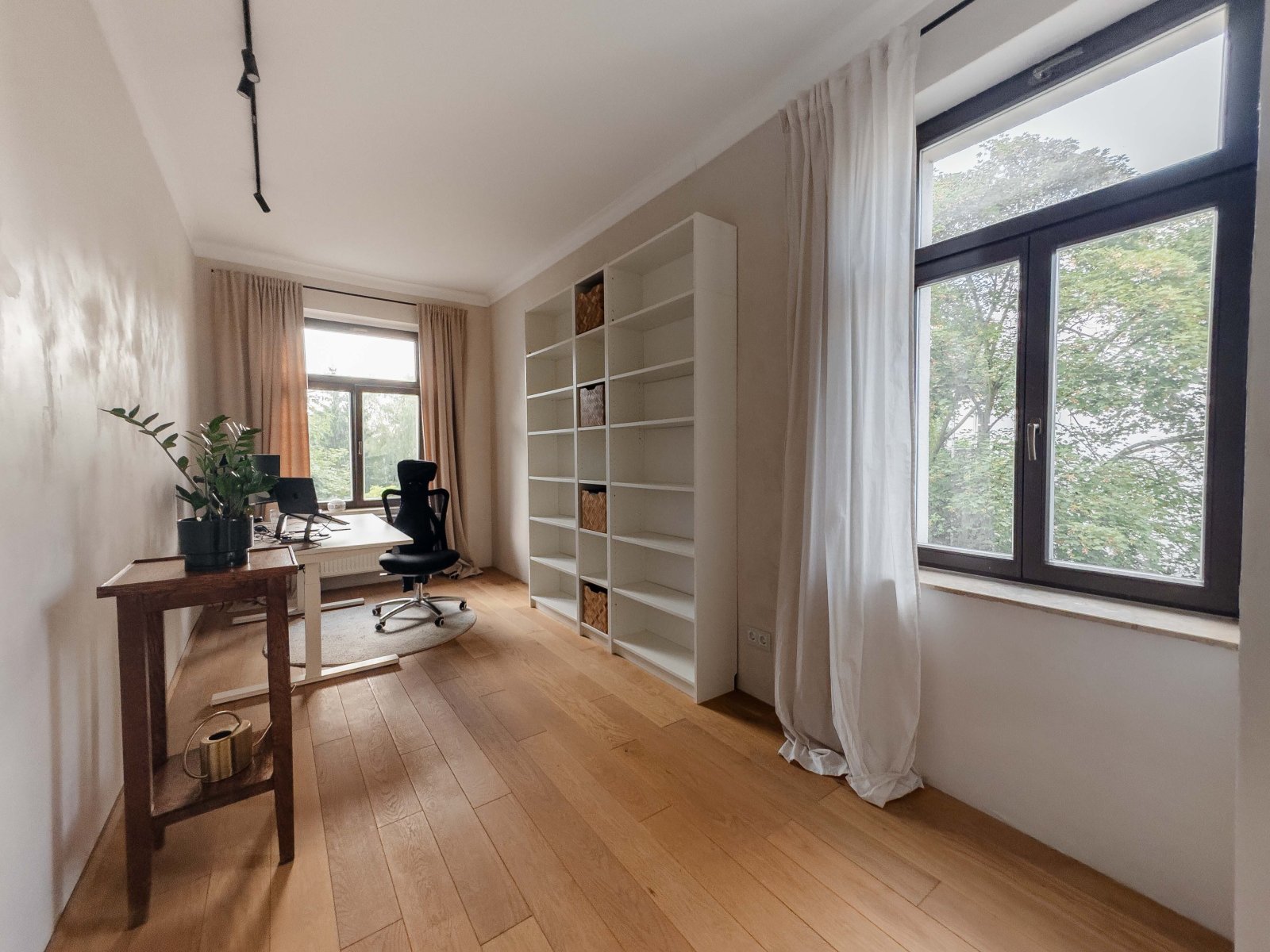 Kinder- /Arbeitszimmer Kinder- /Arbeitszimmer