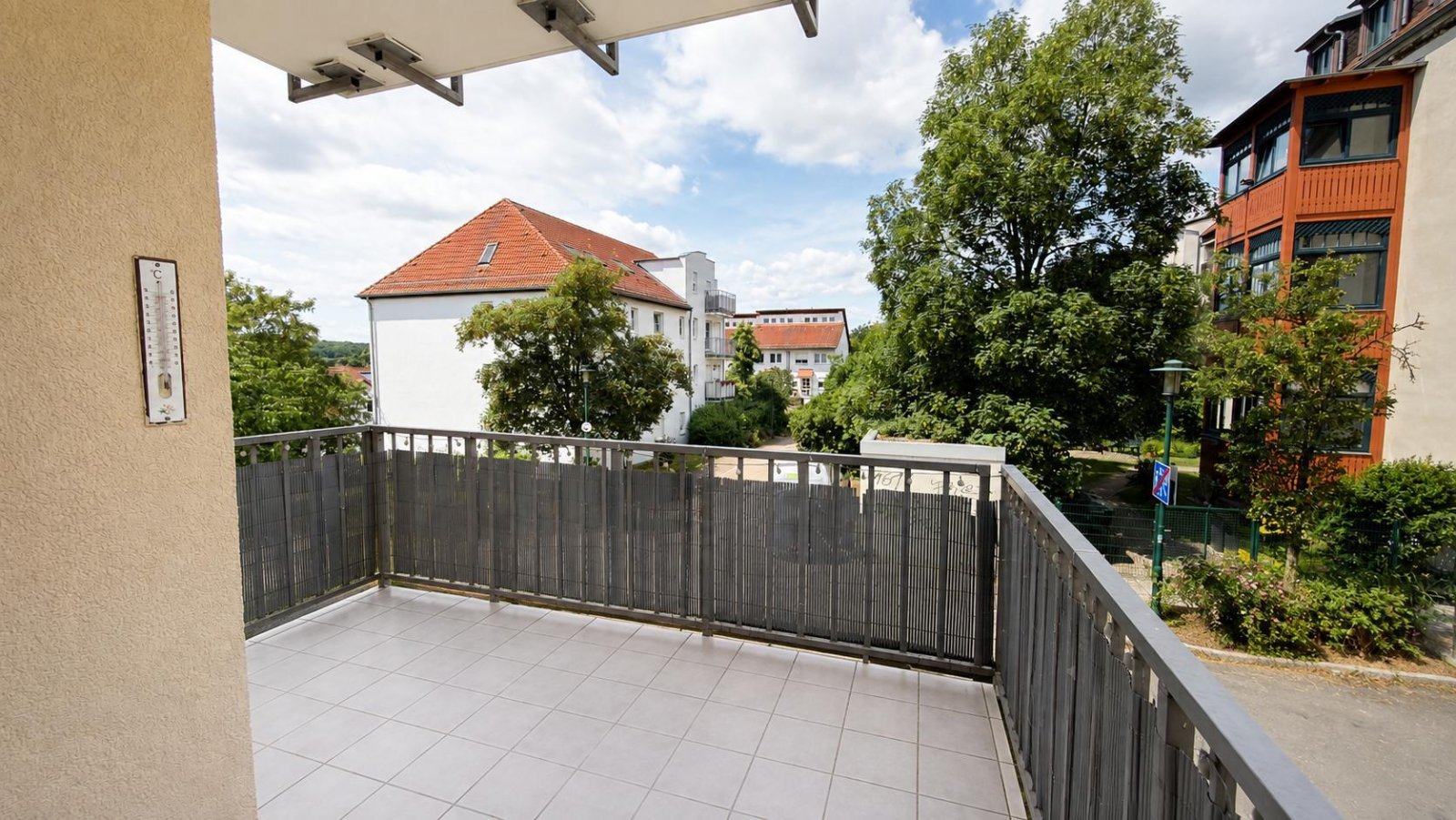 großer Balkon